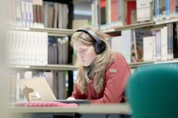Choosing the right university 